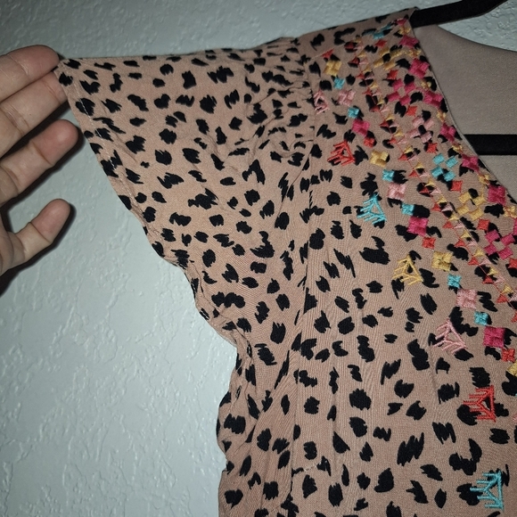 Savanna Jane Cheetah Print V-Neck  Dress S Embroidered - Picture 6 of 10